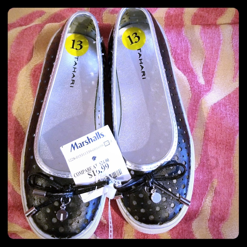 Tahari sneaker flats